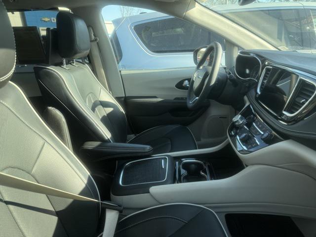 used 2024 Chrysler Pacifica car, priced at $41,944