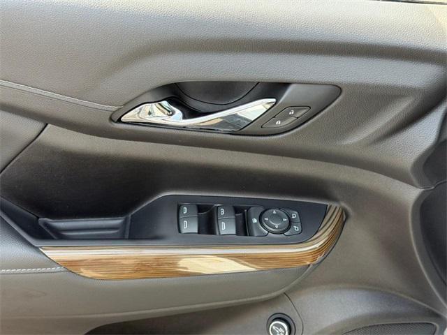 used 2023 GMC Acadia car, priced at $27,612