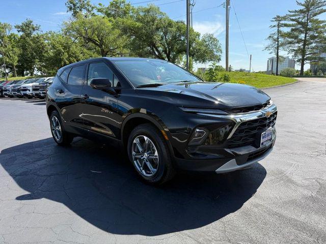 used 2025 Chevrolet Blazer car, priced at $28,315