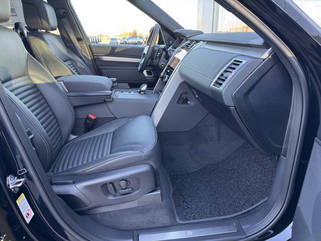 new 2026 Land Rover Discovery car, priced at $79,352