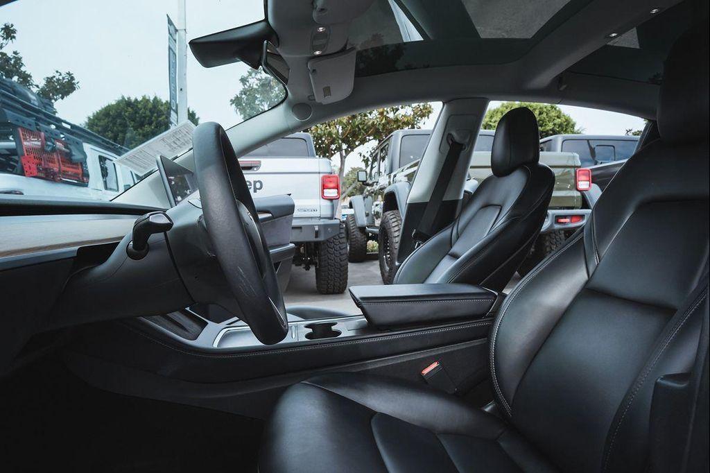 used 2022 Tesla Model 3 car