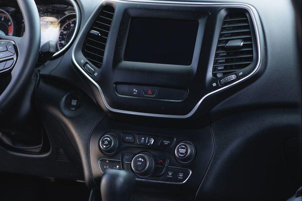 used 2019 Jeep Cherokee car, priced at $12,995