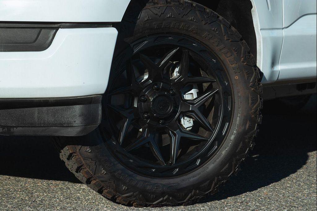 used 2022 Ford F-150 car, priced at $29,995