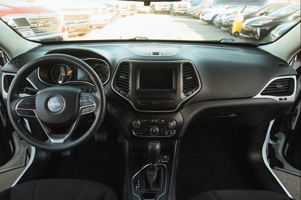 used 2019 Jeep Cherokee car, priced at $10,495