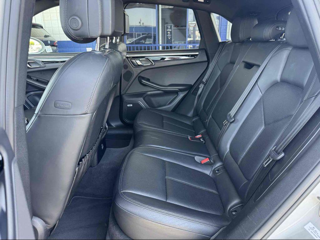 used 2020 Porsche Macan car