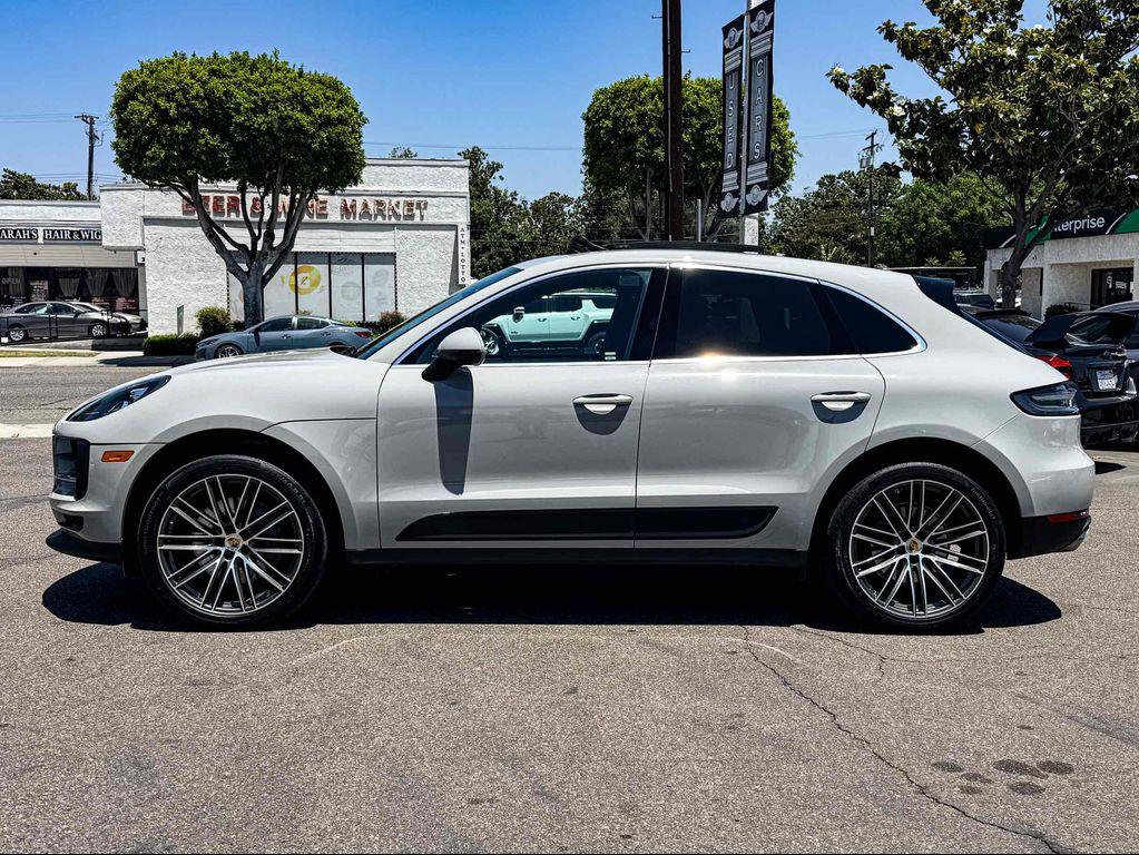 used 2020 Porsche Macan car