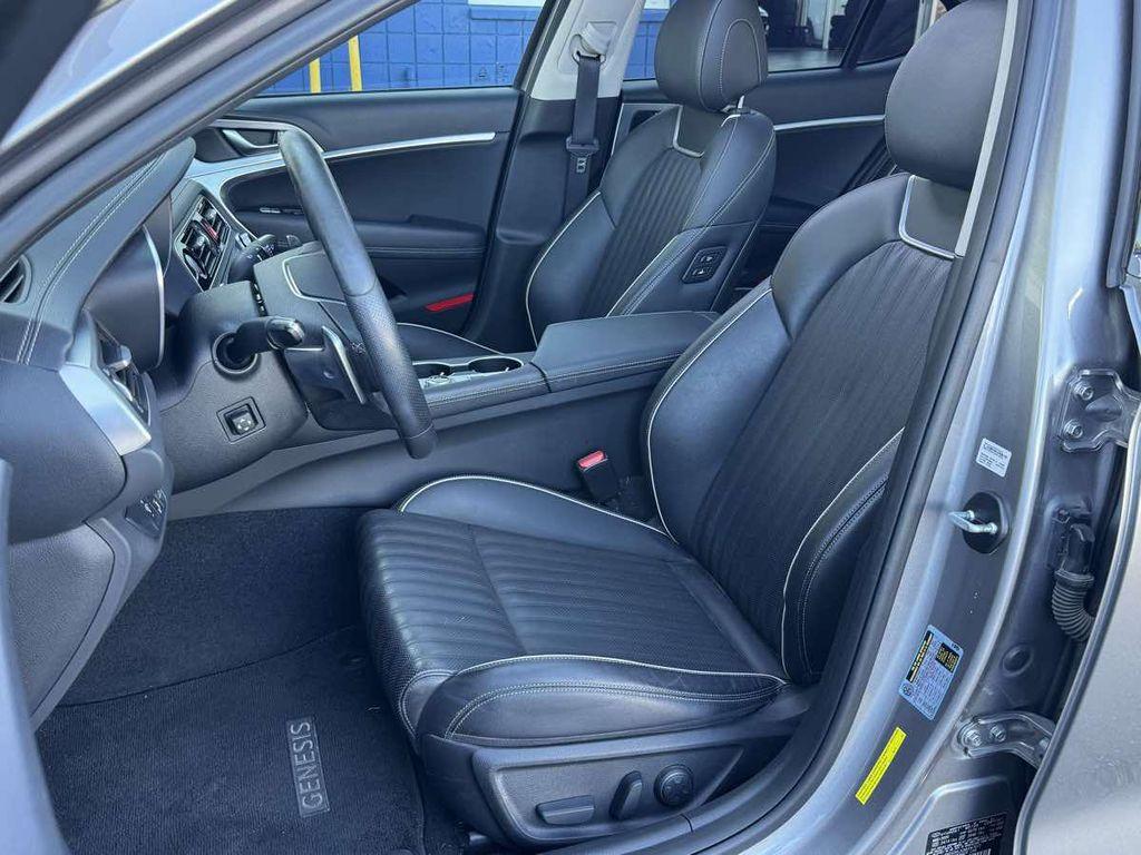 used 2021 Genesis G70 car