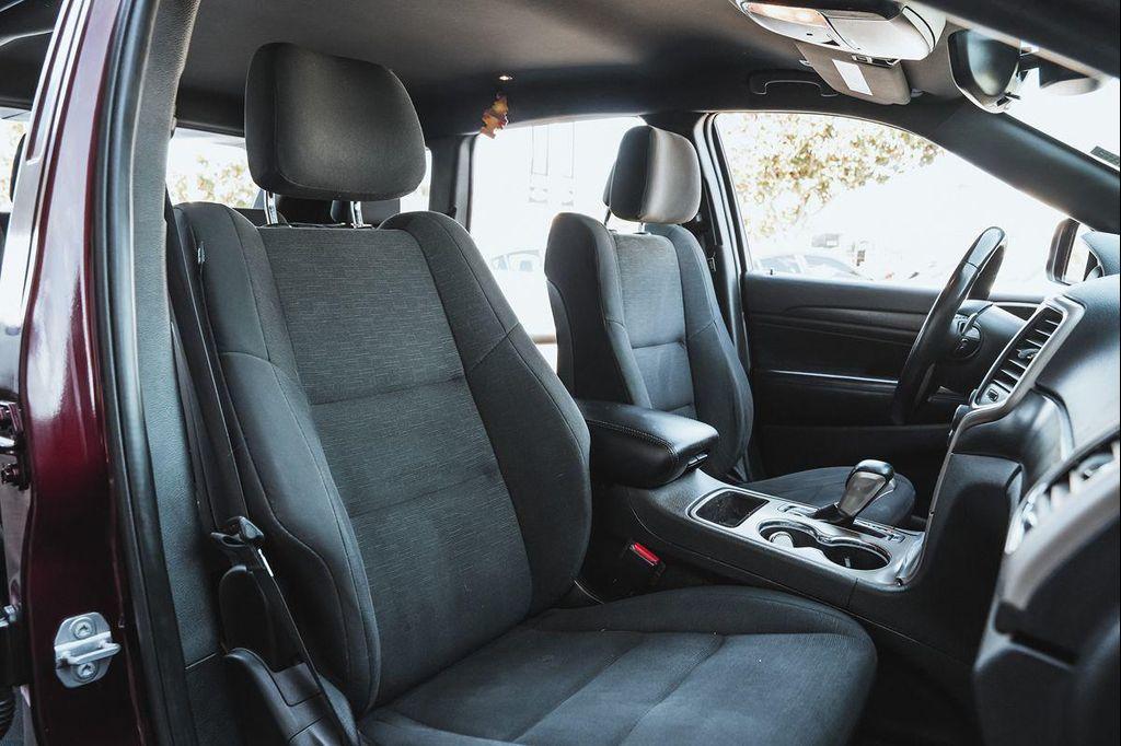 used 2017 Jeep Grand Cherokee car