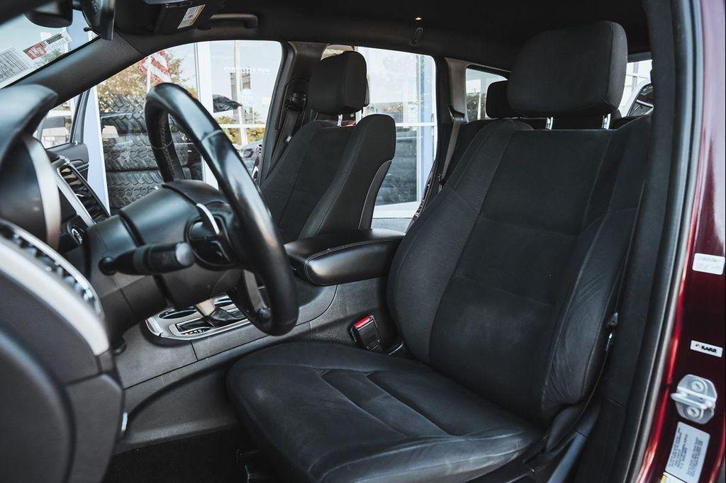 used 2017 Jeep Grand Cherokee car