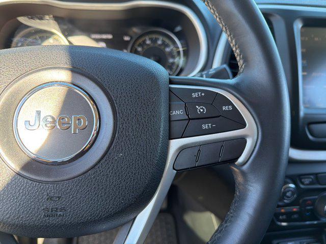 used 2015 Jeep Cherokee car, priced at $12,987