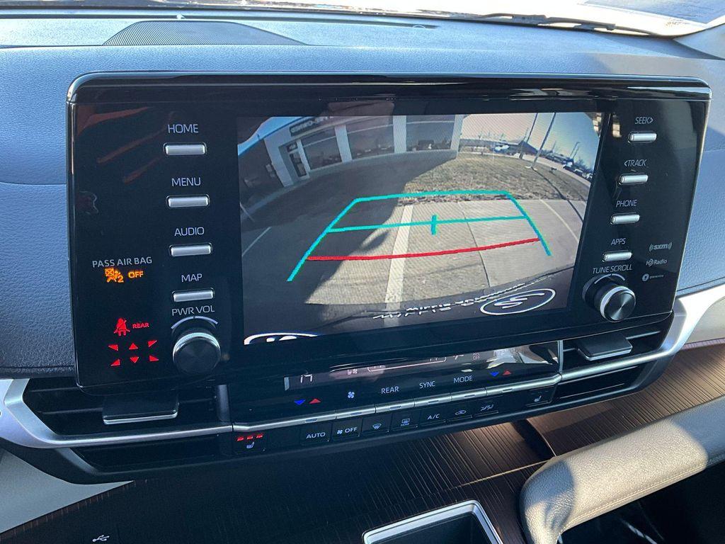 used 2024 Toyota Sienna car, priced at $39,400