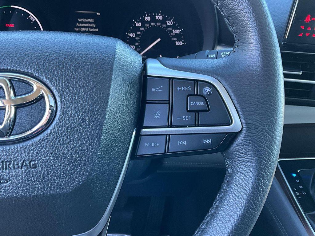 used 2024 Toyota Sienna car, priced at $39,400