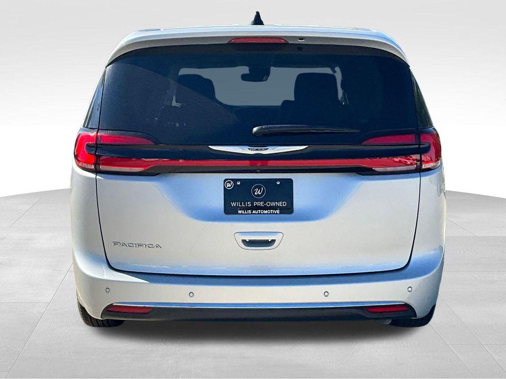 used 2024 Chrysler Pacifica car, priced at $26,900
