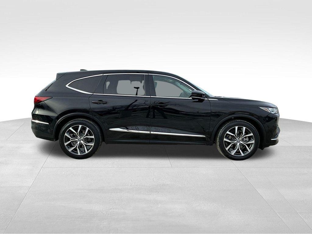 used 2022 Acura MDX car, priced at $37,900