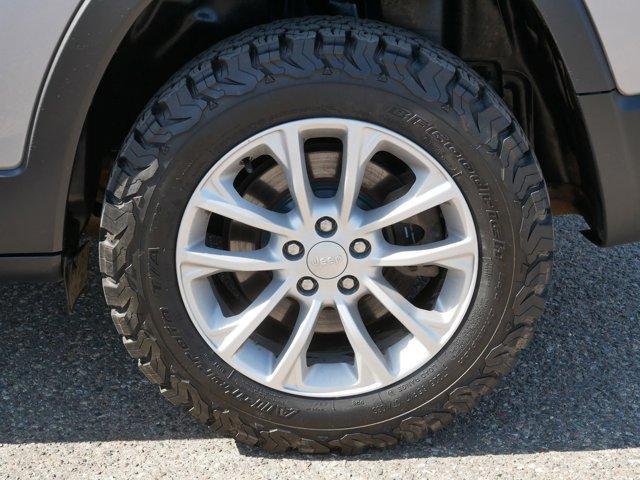 used 2021 Jeep Cherokee car, priced at $17,345