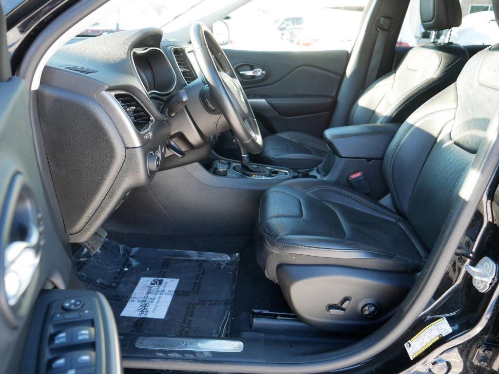 used 2019 Jeep Cherokee car, priced at $18,000