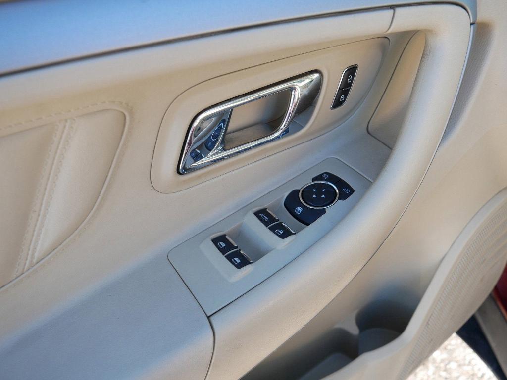 used 2014 Ford Taurus car, priced at $10,995