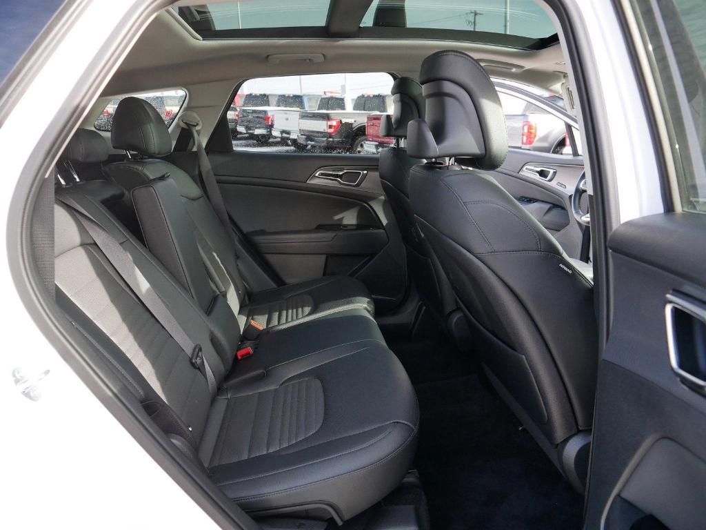 used 2025 Kia Sportage car, priced at $32,750