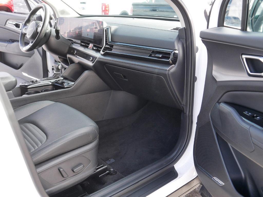 used 2025 Kia Sportage car, priced at $32,750