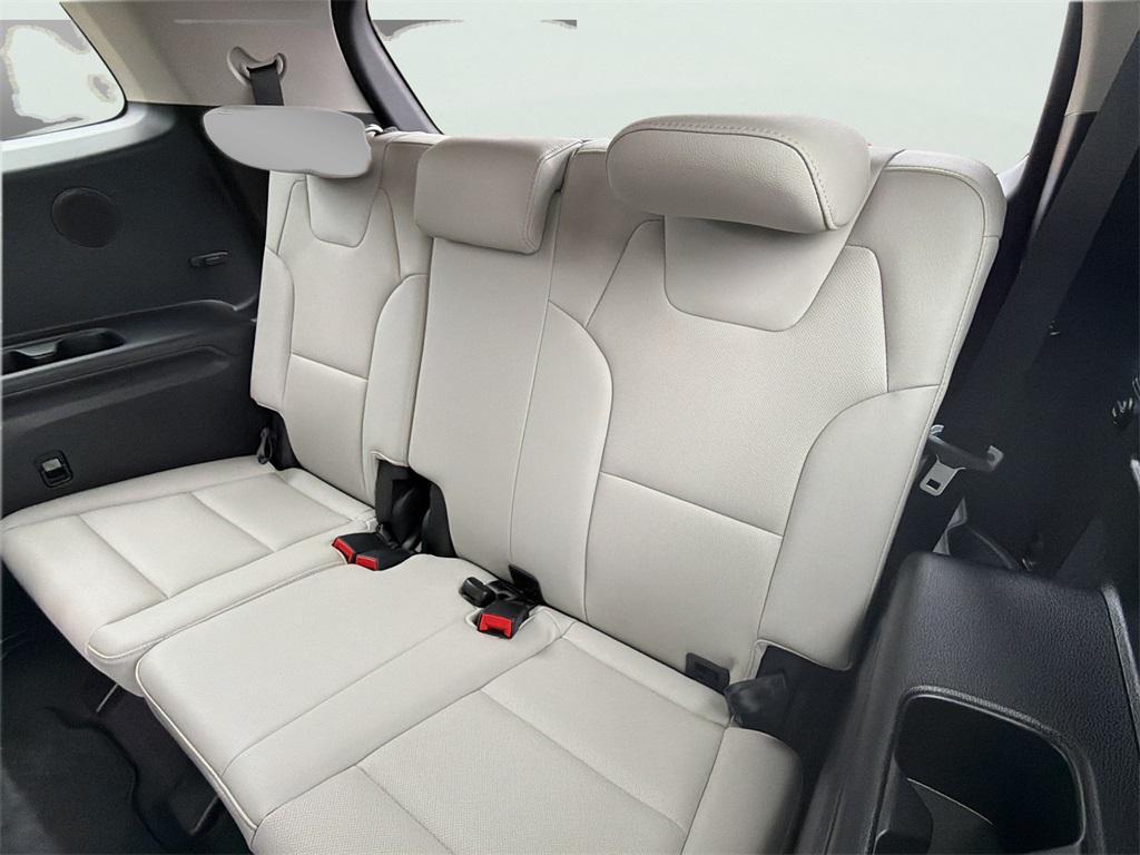 used 2024 Kia Telluride car, priced at $37,772