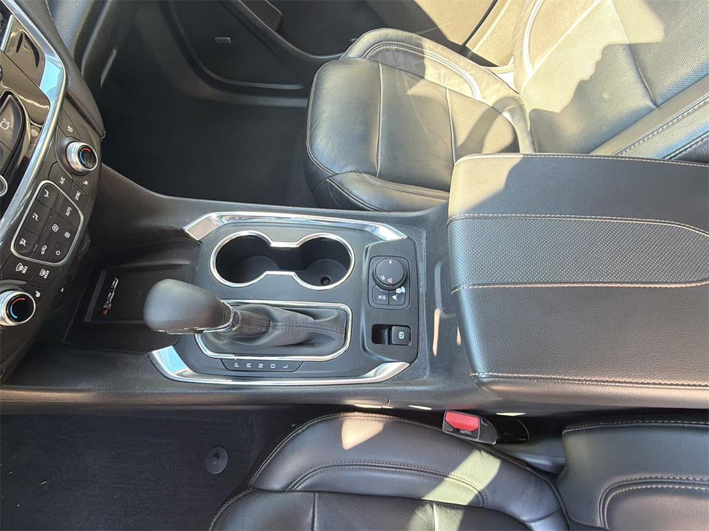 used 2018 Chevrolet Traverse car, priced at $22,777