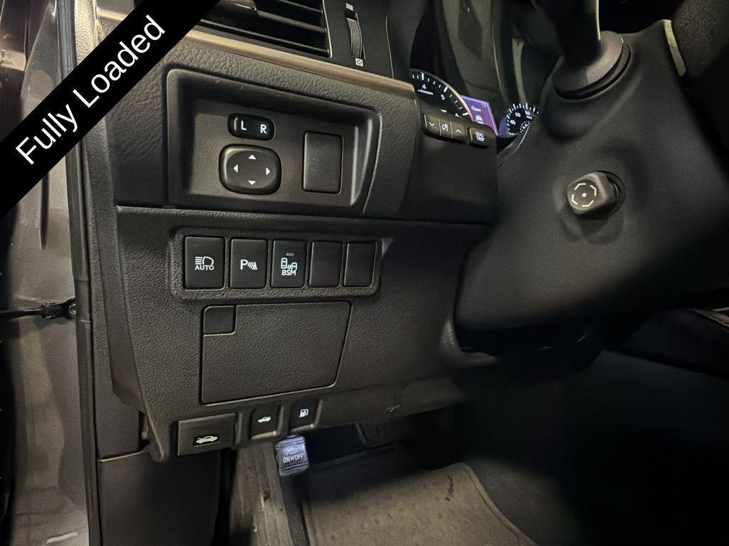 used 2017 Lexus ES 350 car, priced at $22,883