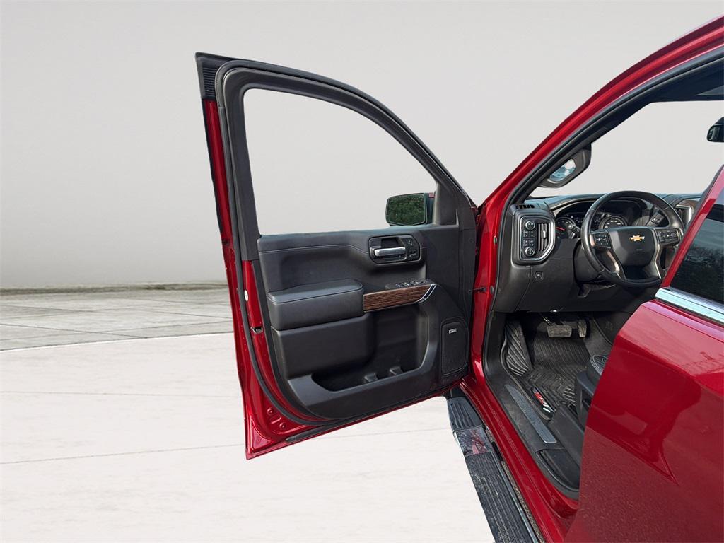 used 2021 Chevrolet Silverado 1500 car, priced at $42,883