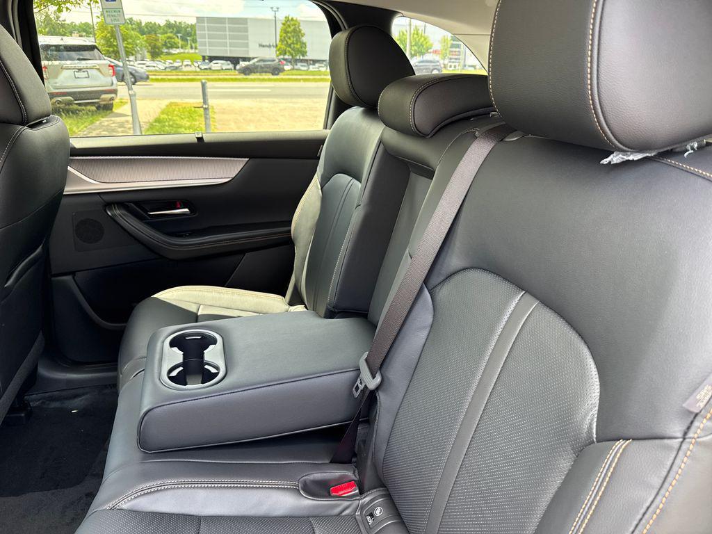new 2026 Mazda CX-70 PHEV car, priced at $44,131