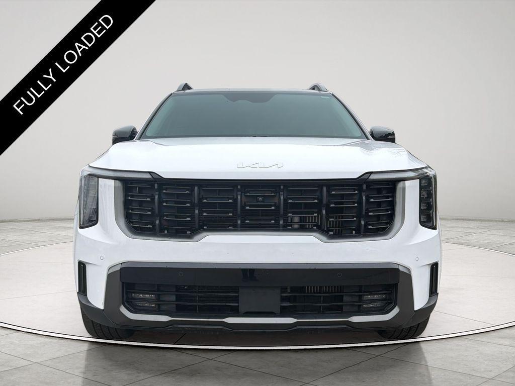 used 2024 Kia Sorento car, priced at $35,273