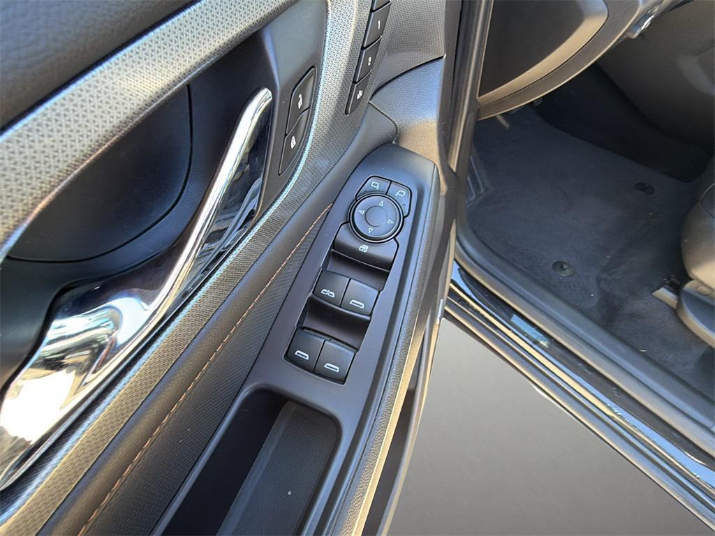 used 2019 Chevrolet Traverse car, priced at $24,897