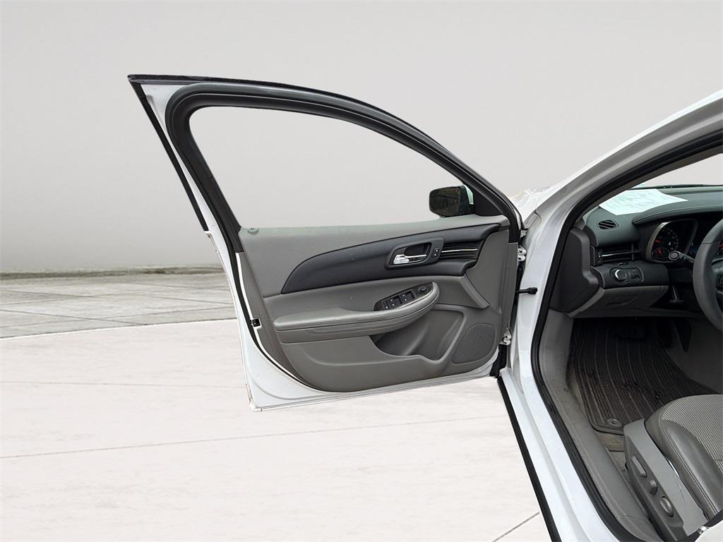 used 2015 Chevrolet Malibu car, priced at $10,988