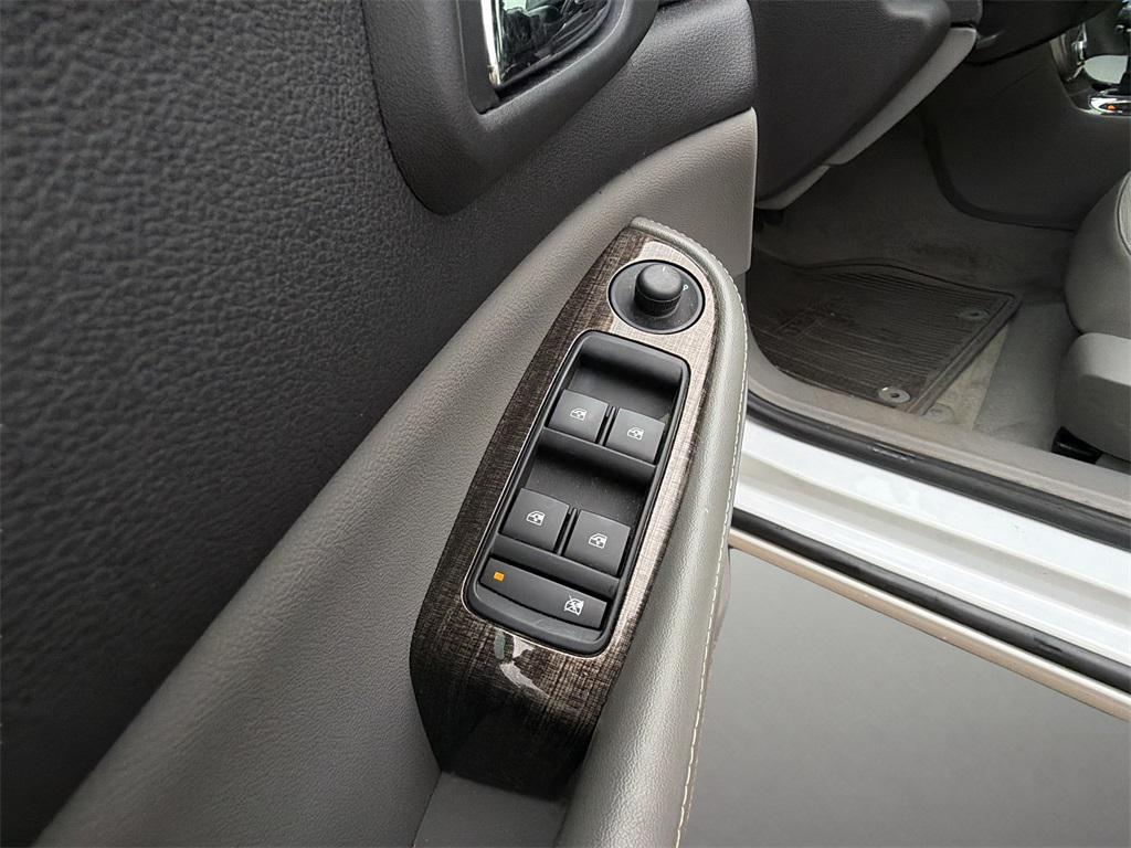 used 2015 Chevrolet Malibu car, priced at $10,988