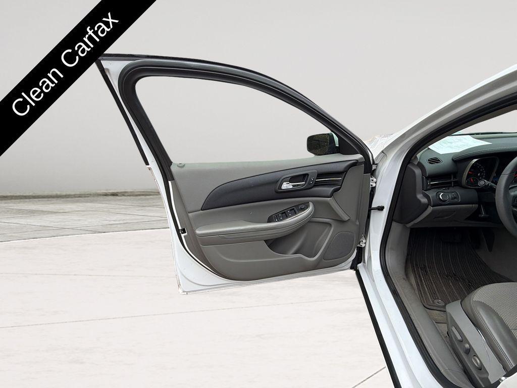 used 2015 Chevrolet Malibu car, priced at $12,976