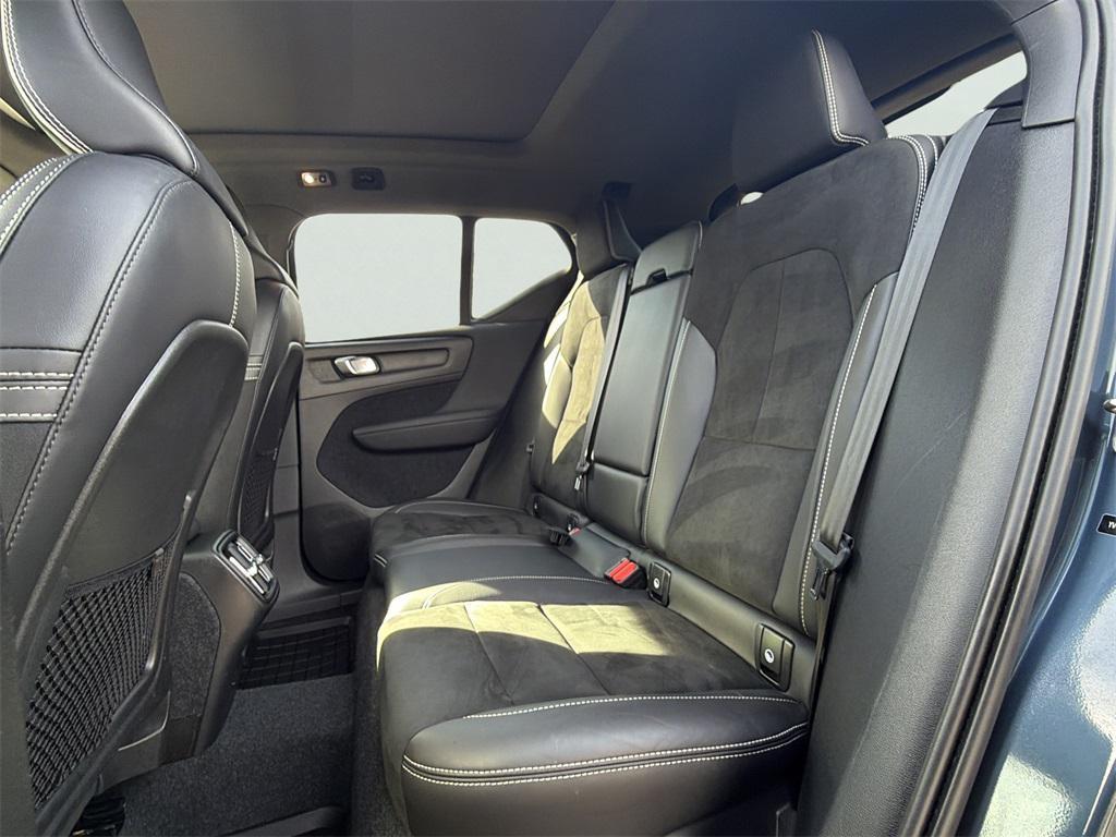 used 2022 Volvo XC40 car, priced at $23,975