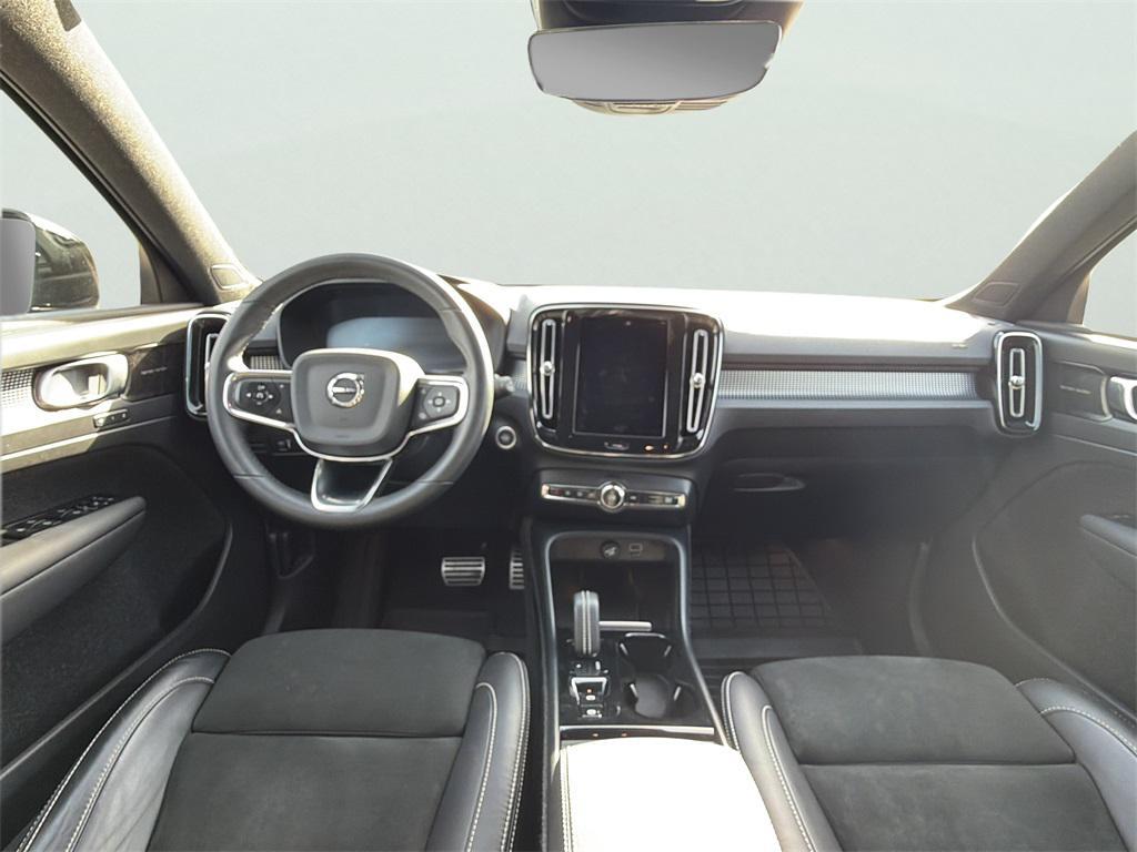 used 2022 Volvo XC40 car, priced at $23,975