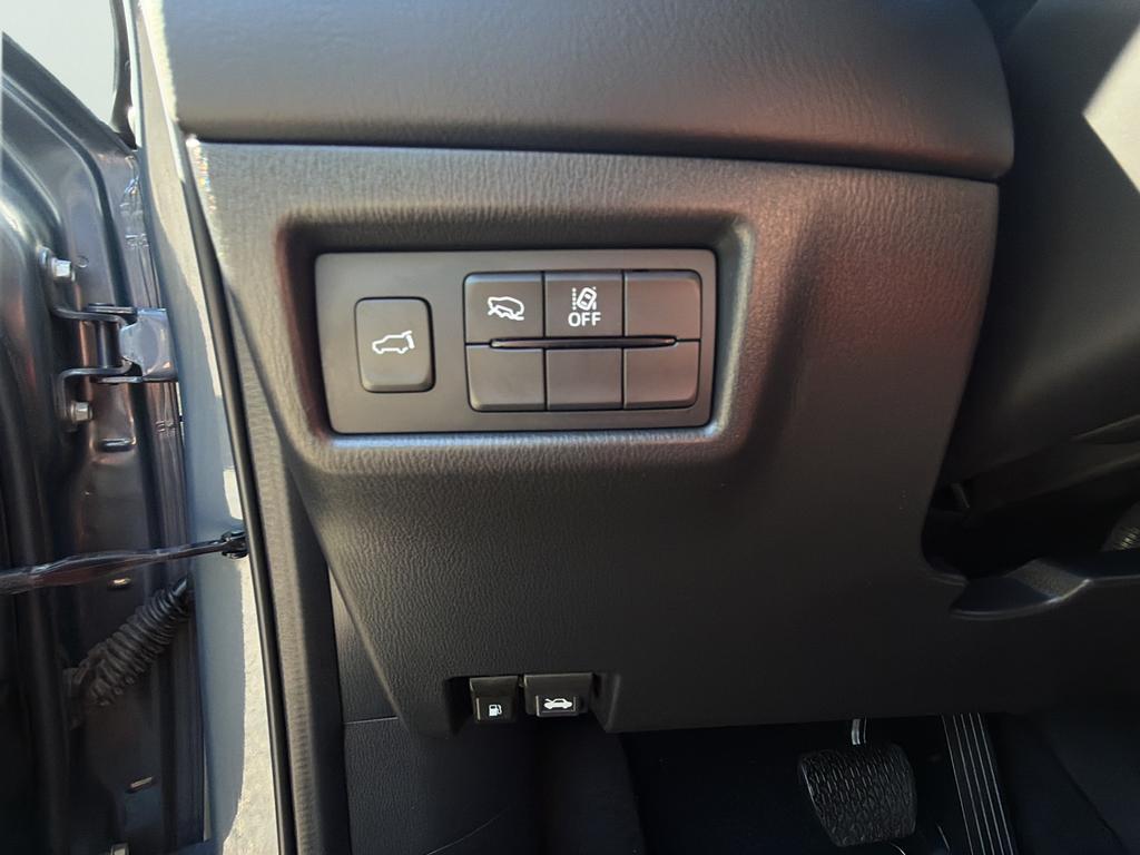used 2022 Mazda CX-5 car, priced at $22,321