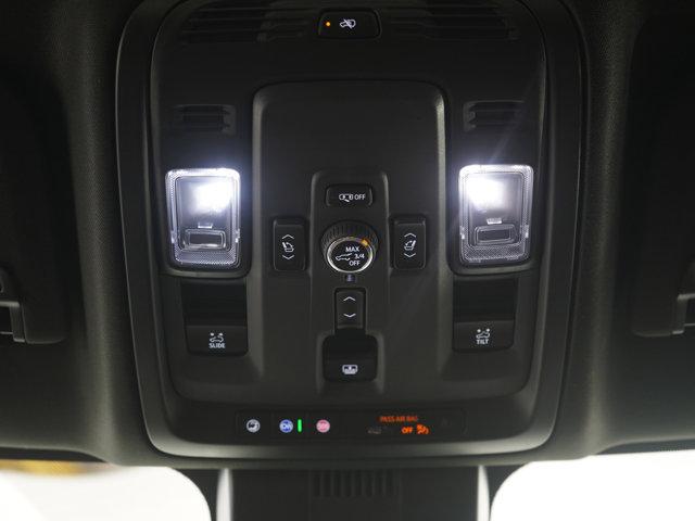 used 2025 GMC Yukon car, priced at $98,998