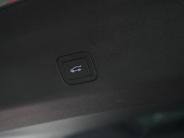 used 2025 GMC Yukon car, priced at $98,998