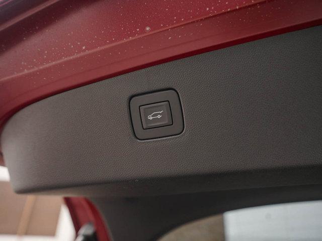 new 2025 Buick Envista car, priced at $28,337