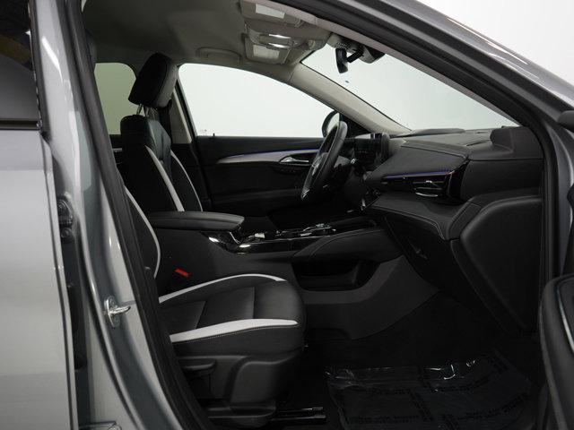 used 2025 Buick Envision car, priced at $27,299