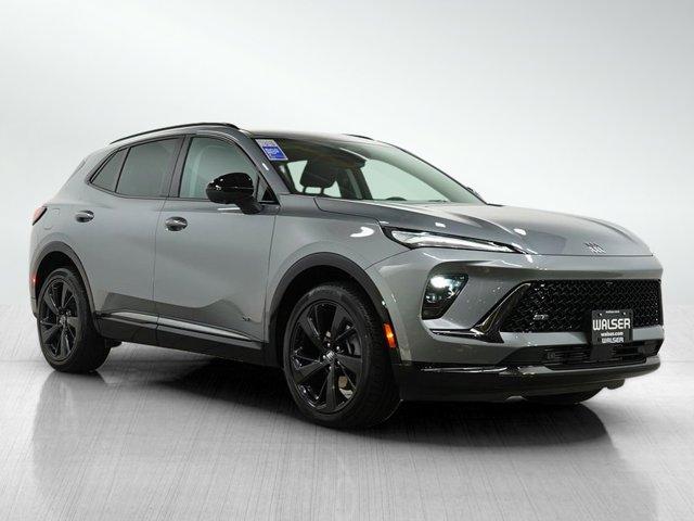 used 2025 Buick Envision car, priced at $27,299