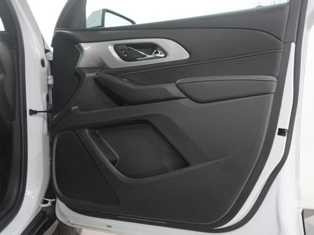 used 2022 Chevrolet Traverse car, priced at $26,998