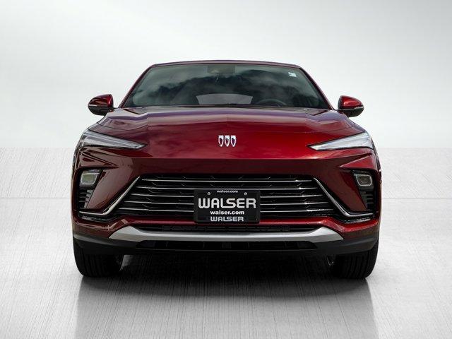 new 2025 Buick Envista car, priced at $23,832