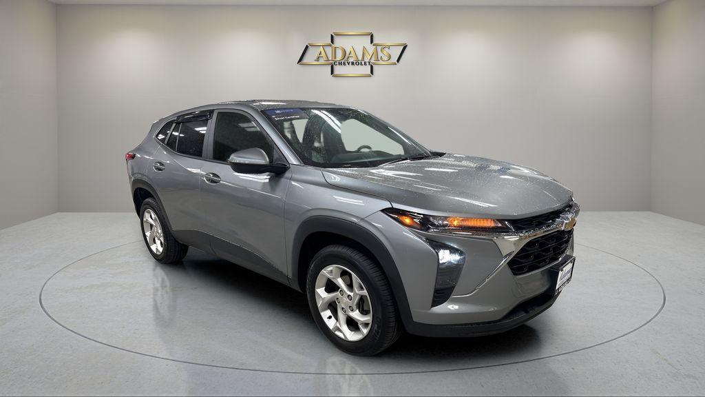 used 2024 Chevrolet Trax car, priced at $18,988