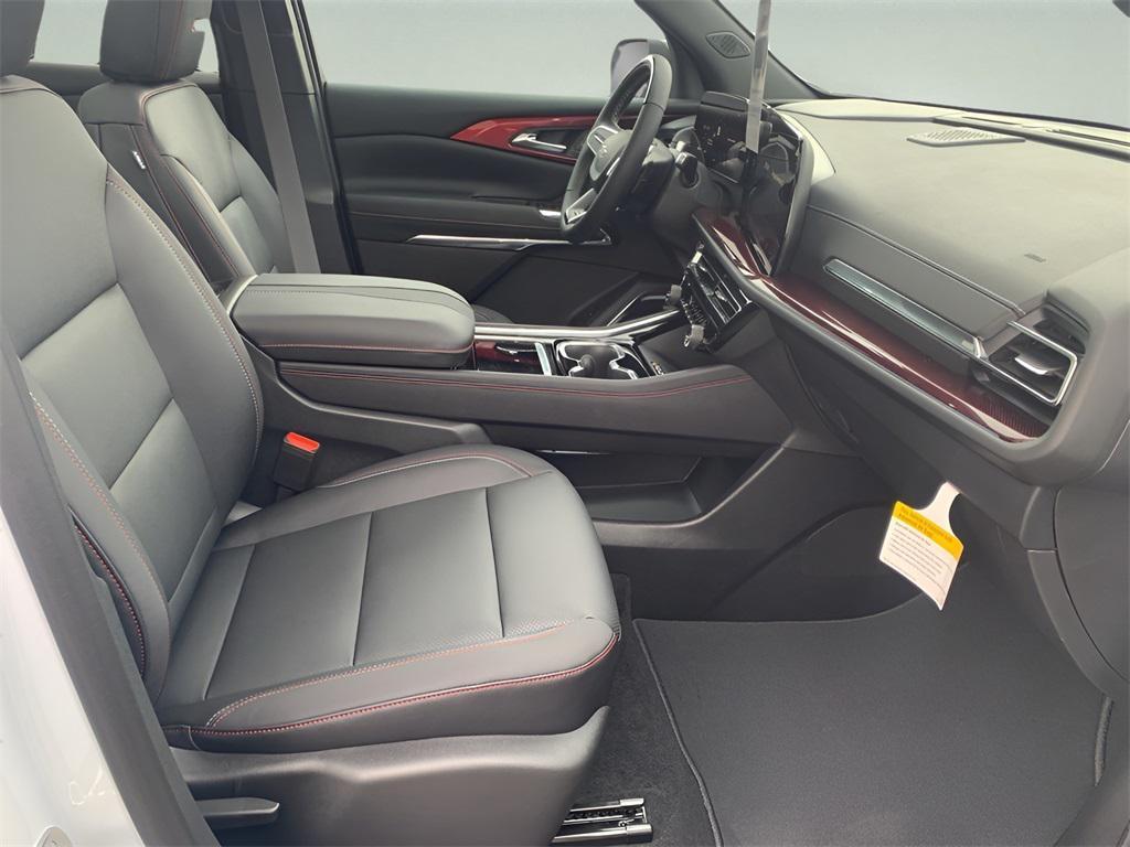 new 2026 Chevrolet Traverse car, priced at $54,355