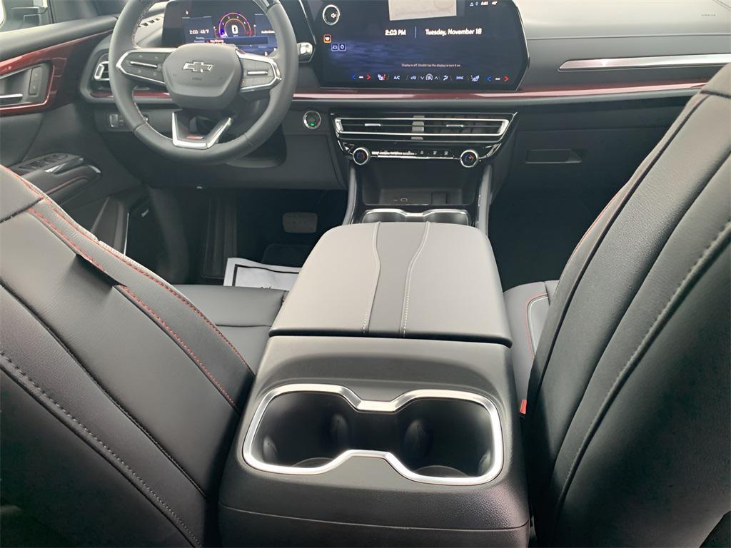 new 2026 Chevrolet Traverse car, priced at $54,355