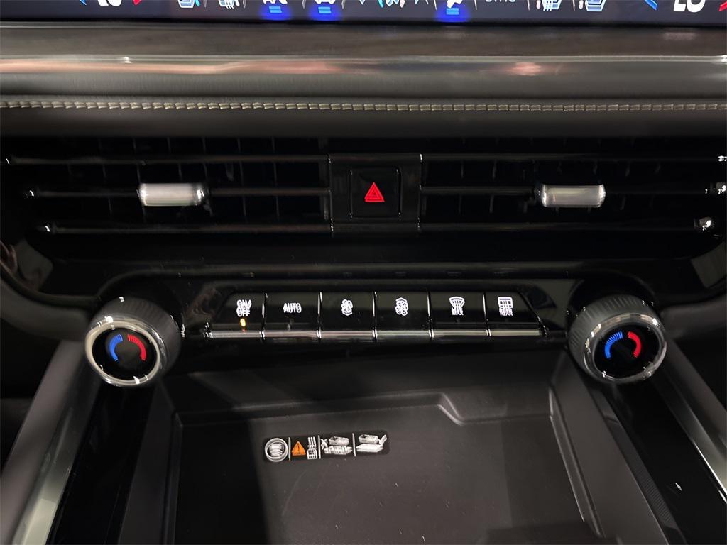 new 2026 Chevrolet Suburban car, priced at $80,389