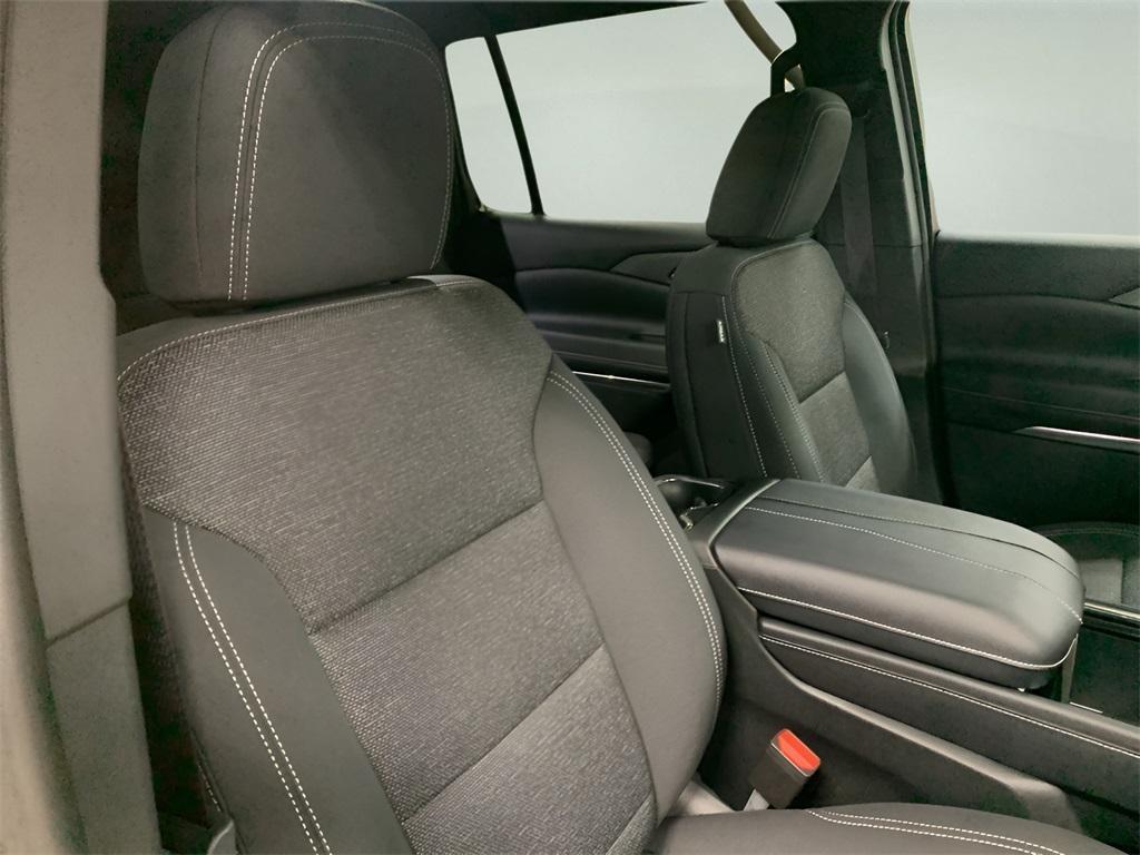 new 2026 Chevrolet Traverse car, priced at $41,520