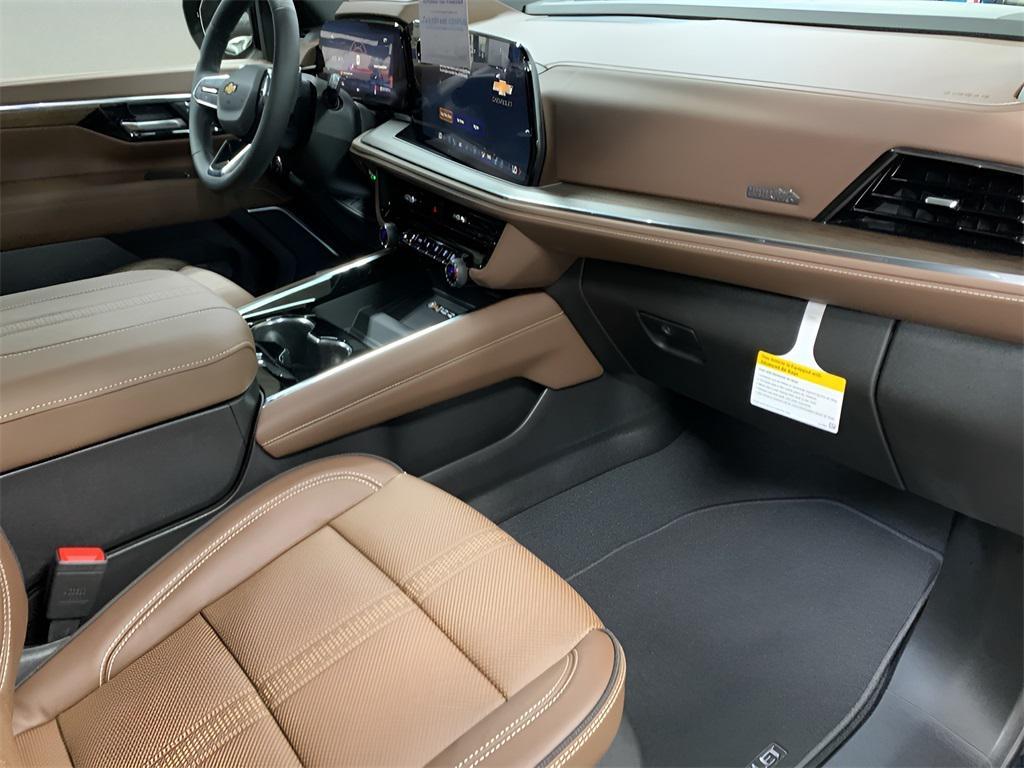 new 2026 Chevrolet Suburban car, priced at $87,690