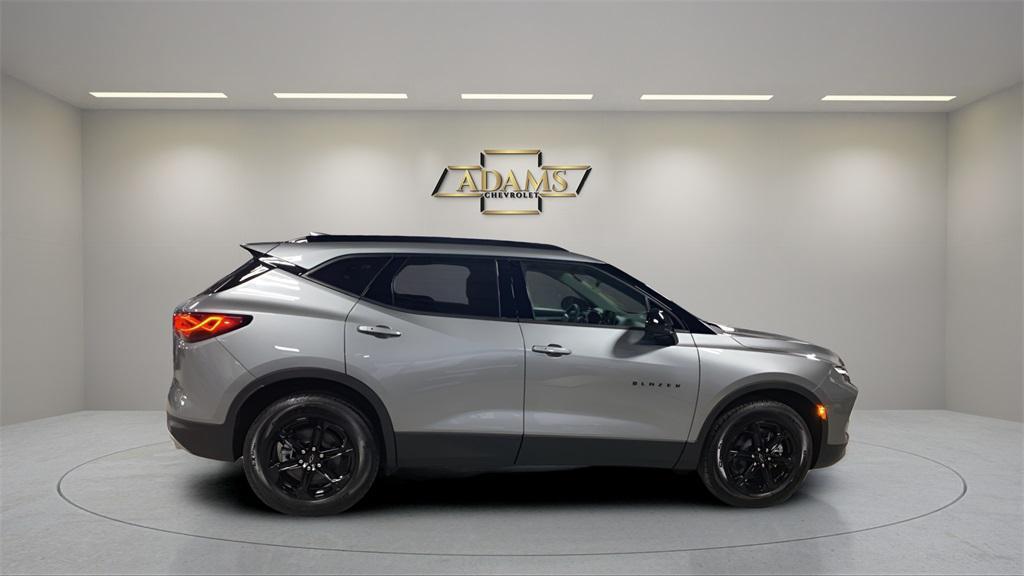 new 2025 Chevrolet Blazer car, priced at $37,947